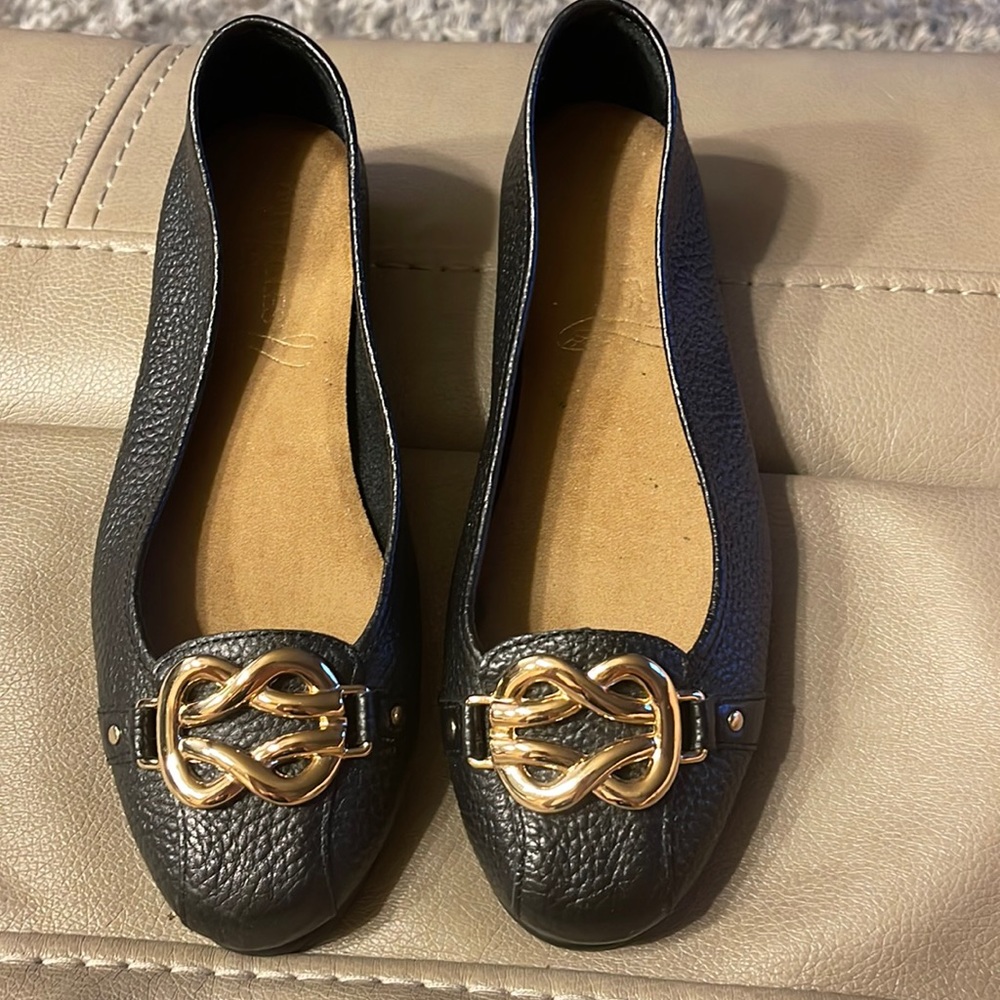 Aerosoles, black ballet flats, worn once, size 7.5